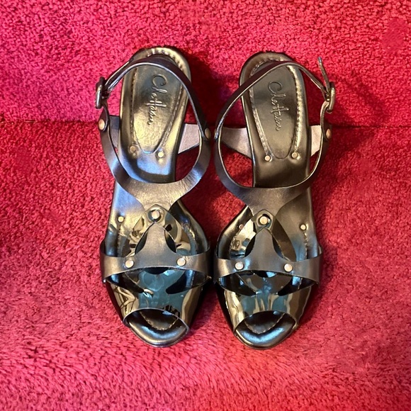 Cole Haan Black Leather/Patent Strappy Sandals - Picture 2 of 4